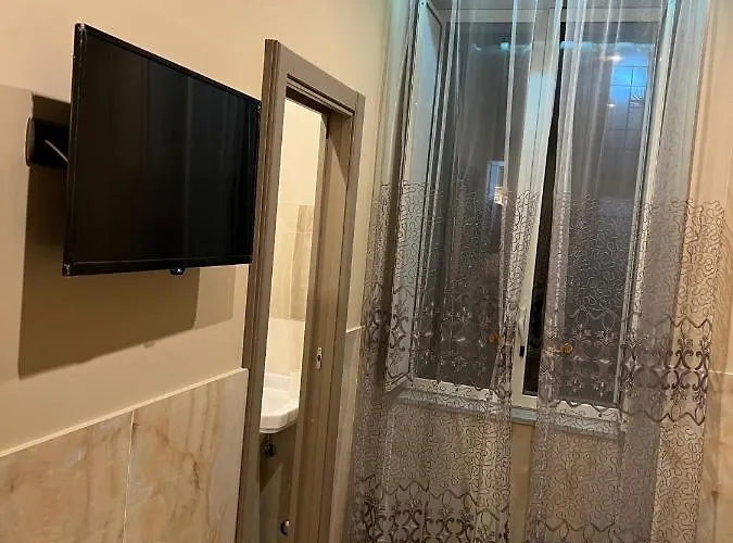 Отель Iris Неаполь