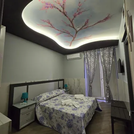 アイリス ナポリ