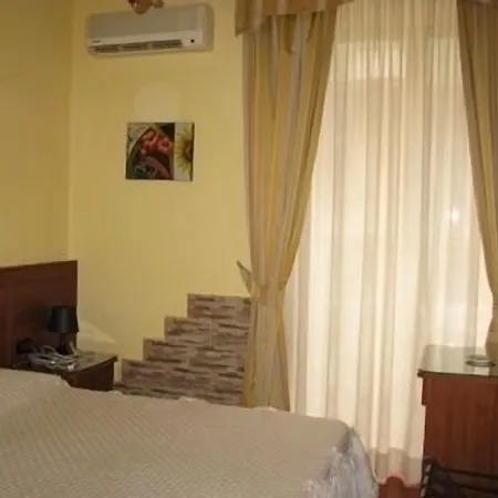 酒店 伊利斯酒店