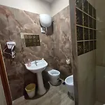 酒店 伊利斯酒店 *
