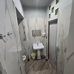 伊利斯酒店