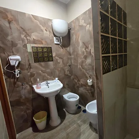 Hotel Iris *