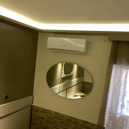 Hotel Iris Hotel *