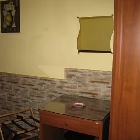 Hotel Iris