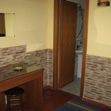 Hotel Iris